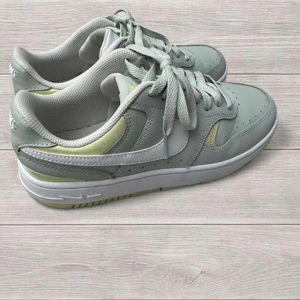 Nike Gamma Force Women’s Size 8 Sage Green White Volt Casual Platform Sneakers - Picture 3 of 8